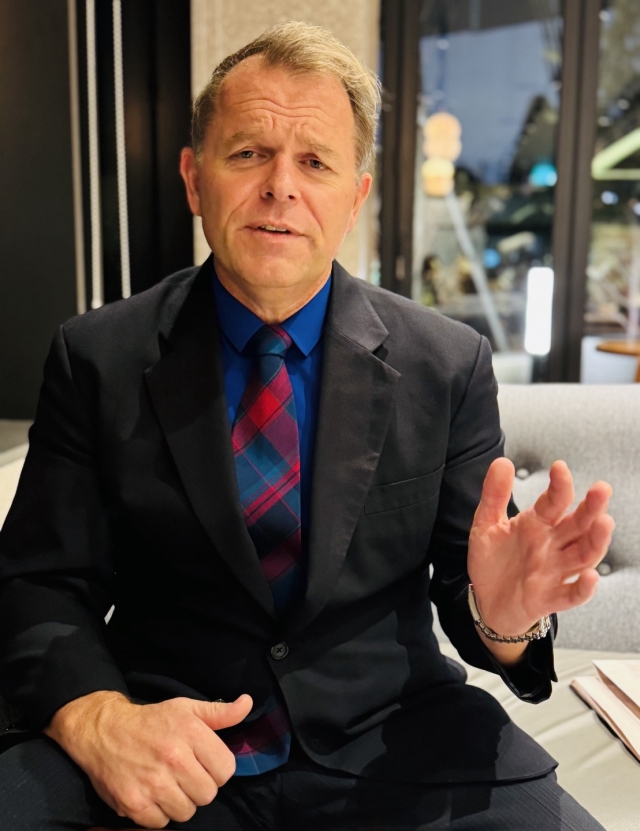 Ted Gover, director of the Tribal Administration Program at Claremont Graduate University and an expert on U.S.-Asia relations speaks in an interview with The Korea Herald at Mondrian Hotel in Yongsan-gu, Seoul. (Sanjay Kumar/ The Korea Herald)