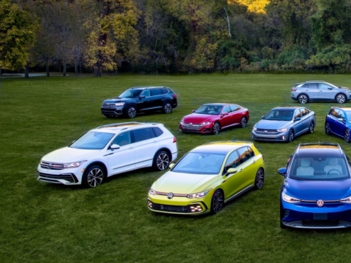VW Korea halts car sales, to issue recall over faulty warning triangles