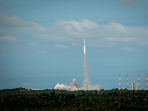 Innospace launches world’s 1st hybrid rocket