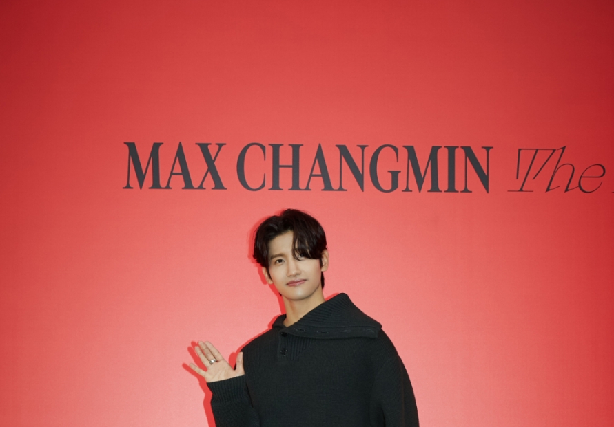 Max Changmin portrays fear and stress derived from surroundings through ‘Devil’