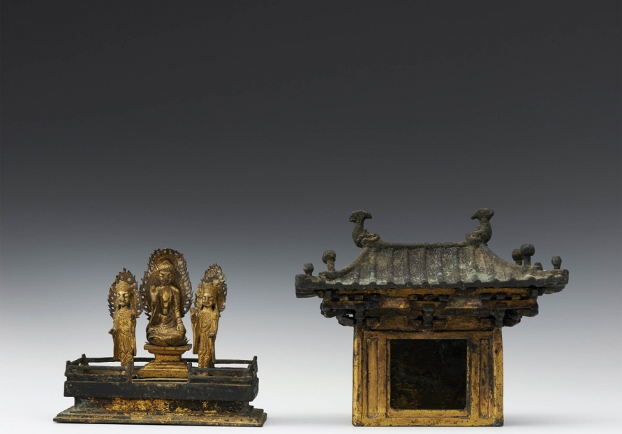 Two national treasures left unsold in auction