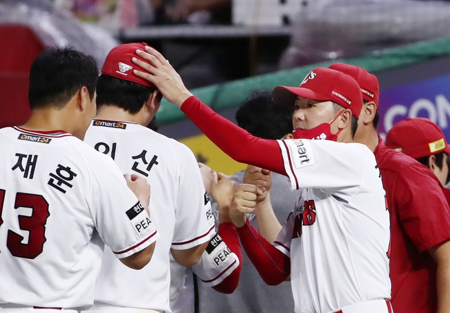 KBO-leading Landers remain on course for history after productive week