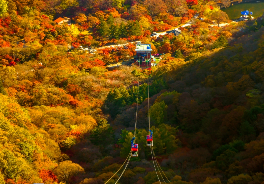 [Weekender] Mountain temples perfect place to enjoy autumn