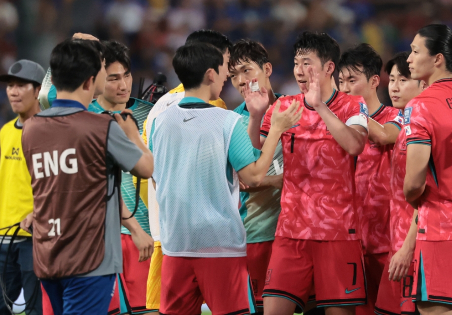 With Olympics looming, nat'l football caretaker coach not interested in double duty