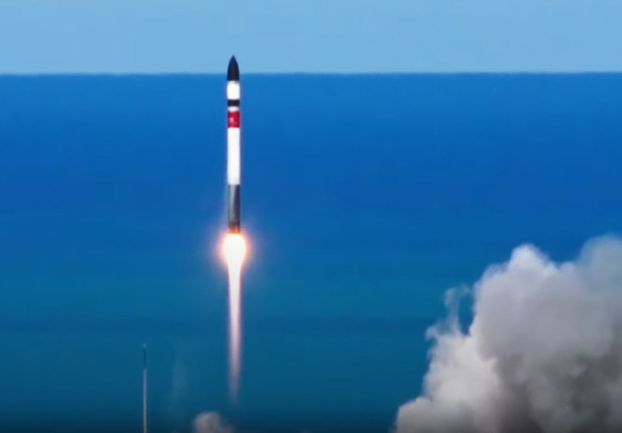 Korea’s homegrown nanosatellite successfully launches into space