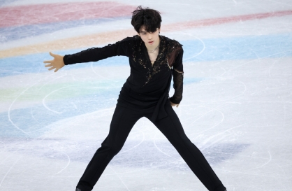 Cha Jun-hwan wins historic silver at figure skating worlds