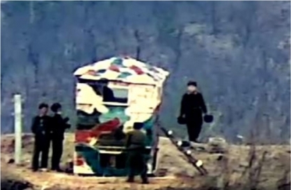 S. Korea halts Panmunjom tour again over armed N. Korean troops in DMZ