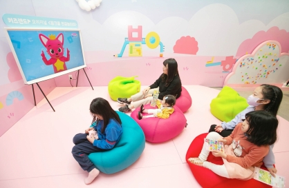  Learn Hangeul with Pinkfong, get a caricature done and treat yourself to expensive dessert