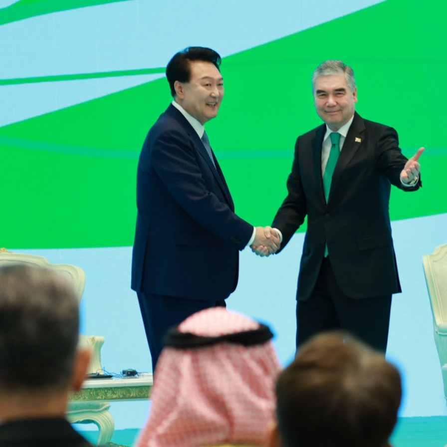 Yoon urges speedier cooperation as S. Korean firms eye $6b deals in Turkmenistan