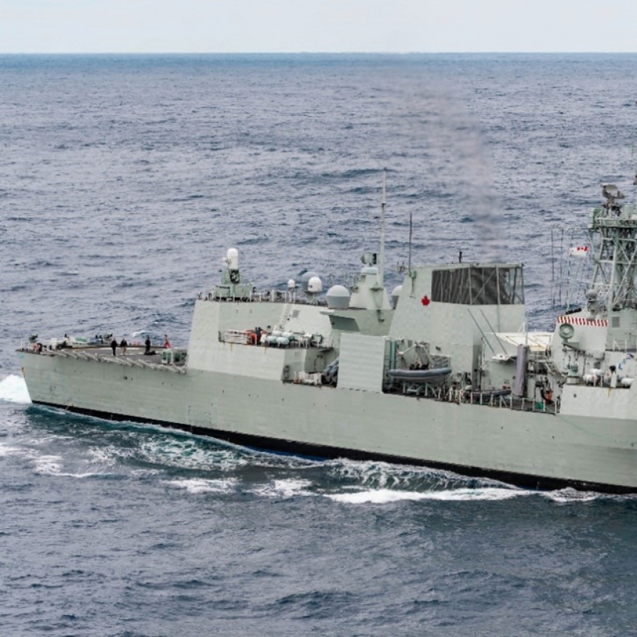 Canadian frigate visits Incheon for Indo-Pacific alliance