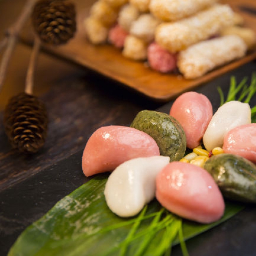 The many regional flavors of songpyeon, a Korean holiday dessert