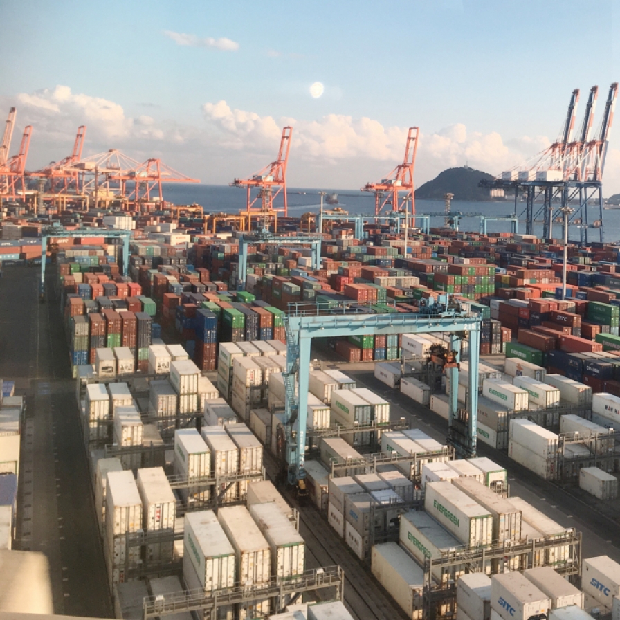 S. Korea logs current account surplus for 8th month in December