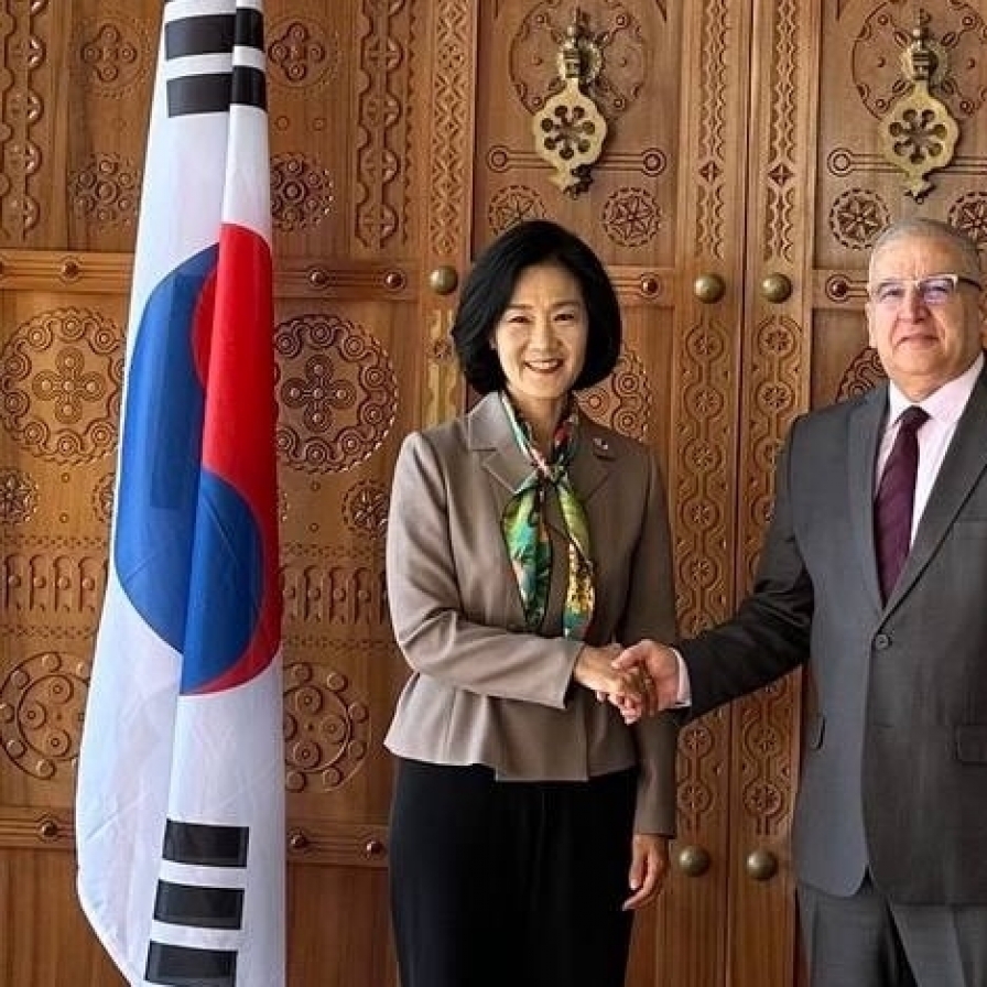 S. Korean envoy discusses upcoming Africa summit, climate change with Algerian officials