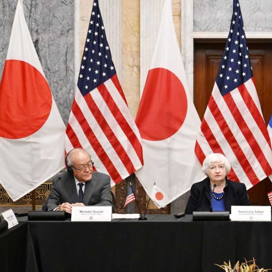 Trilateral talks acknowledge ‘serious’ slumps of won, yen