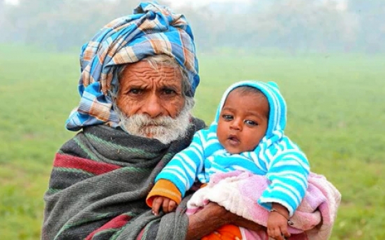 [Tidbit] Indian farmer claims to be ‘world’s oldest dad at 94’