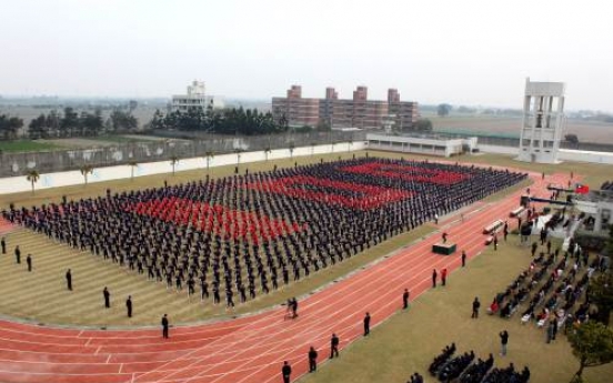 Dance transforms inmates in Taiwan ‘jail of art’