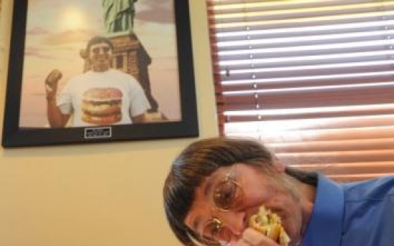 Man eats 25,000th Big Mac, 39 years after his 1st