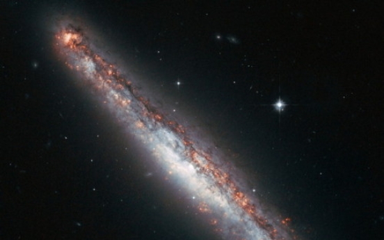 Galactic ‘fountain of youth’ discovered in Hubble Telescope image