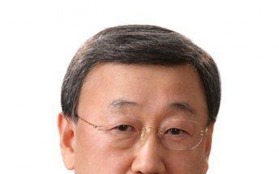 Doosan chairman emphasizes quality over quantity