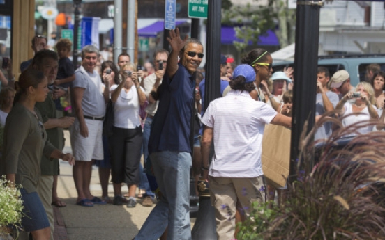 Obama summer reading list has drama, crime, epics