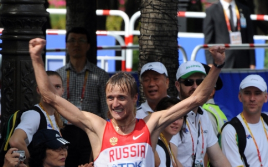 Russia’s Borchin wins 20km walk