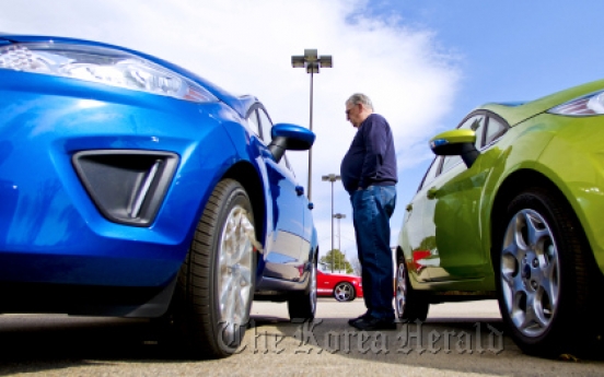 U.S. carmakers report strong Aug. sales