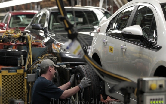 GM, UAW agree on new contract