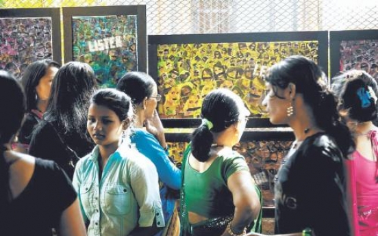 Painting to ease pain of trafficked women