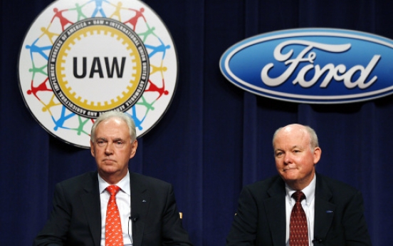 Ford to pay workers $6,000 bonus in new contract