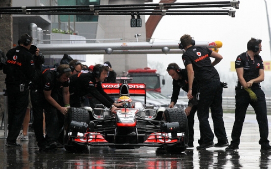 McLaren’s Hamilton fastest on Day 1 at Korean GP