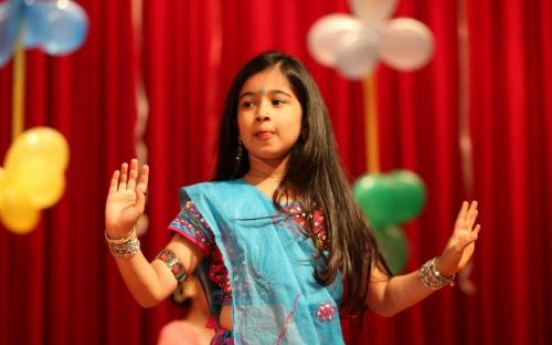 Indian residents celebrate Festival of Light