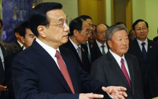 Chinese Vice Premier Li meets LG, Kumho chairmen