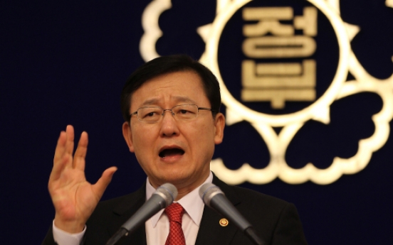 New minister Hong faces mountain of challenges