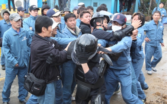 [VOICE] Are Korea’s trade unions too powerful?