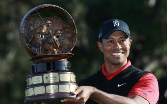 Tiger Woods ends 2-year victory drought