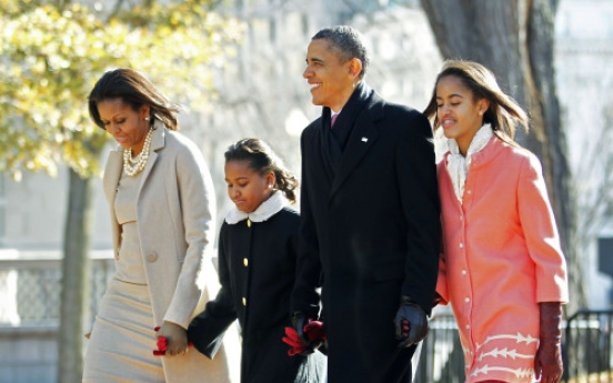 Obama daughters not on Facebook