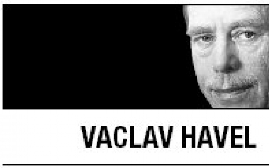 [Vaclav Havel] The role intellectuals need to play in political sphere