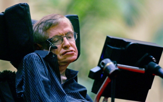 Hawking: Mankind must colonize space