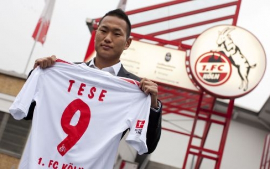 Cologne signs Jong Tae-se