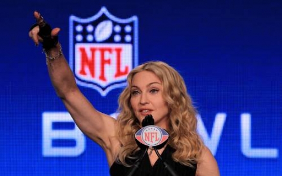 Madonna's guarantee: no half-time wardrobe malfunction