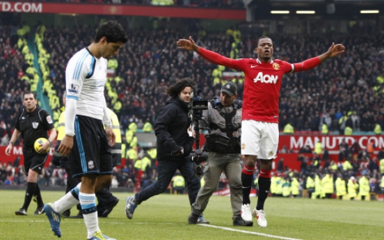 Suarez-Evra spat takes center stage