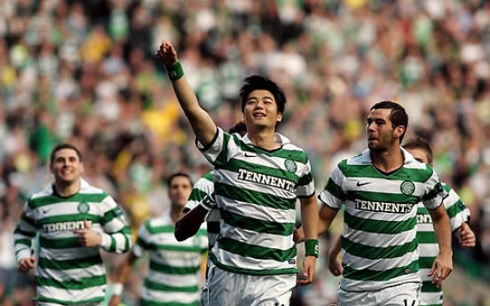 Rampant Celtic go 17 points clear at top of SPL