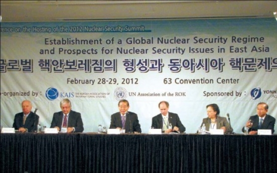 Envoys discuss nuclear summit agenda