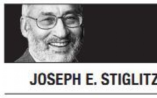 [Joseph E. Stiglitz] International sanctions impede Burma’s transition