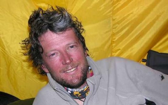 Australian mountaineer Hall dies at 56