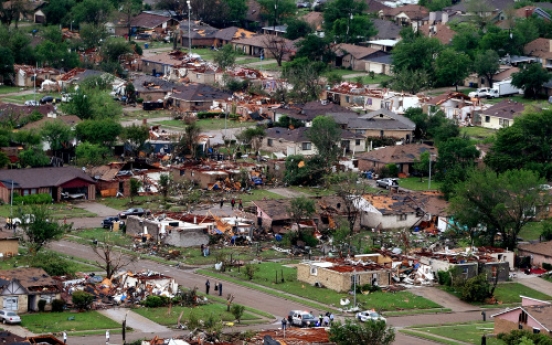 Powerful tornadoes strike Texas