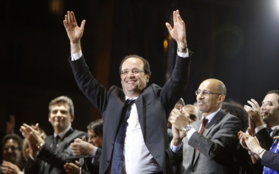 Hollande defeats Sarkozy in French presidency vote