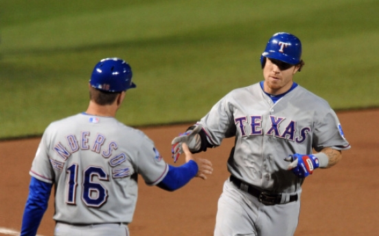 Hamilton hits 4 two-run HRs as Rangers bury O’s