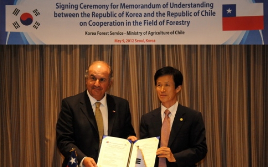 Korea, Chile sign forestry agreement