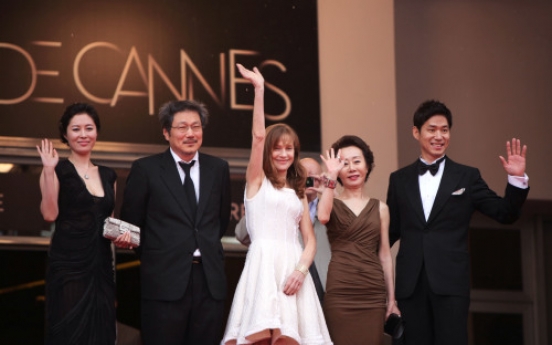 Huppert lost in translation in Korean Cannes entry